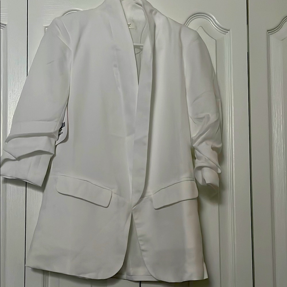 Elegant White Women's Blazer